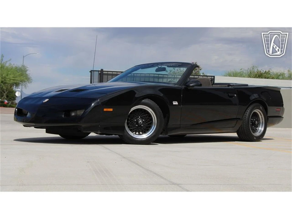1992 Pontiac Firebird 3rd Gen - Image 2 of 31