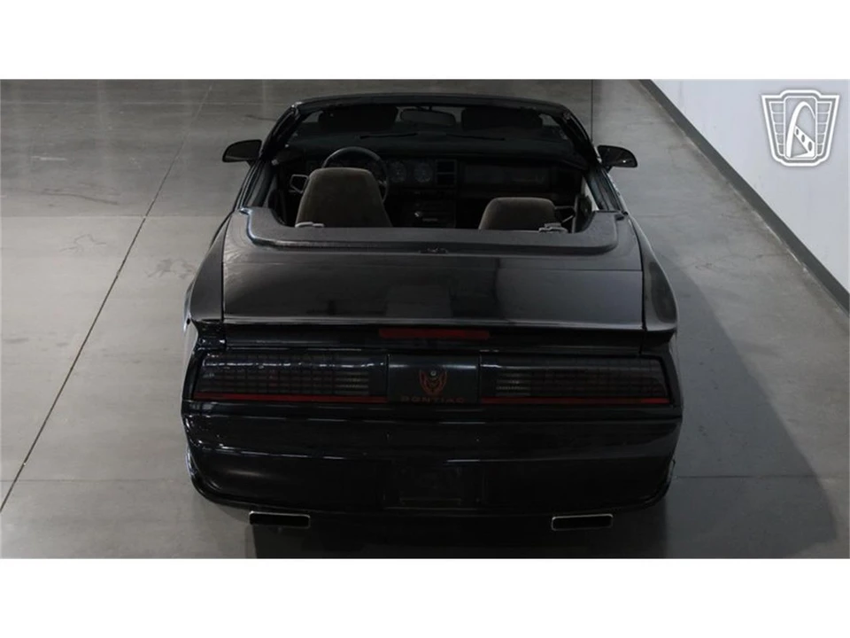 1992 Pontiac Firebird 3rd Gen - Image 18 of 31