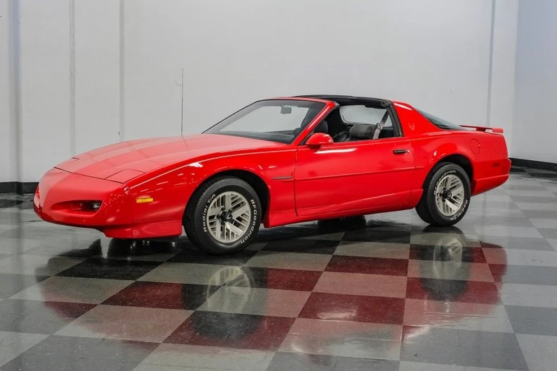 1992 Pontiac Firebird 3rd Gen - Image 5 of 31
