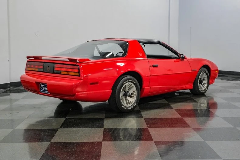 1992 Pontiac Firebird 3rd Gen - Image 11 of 31