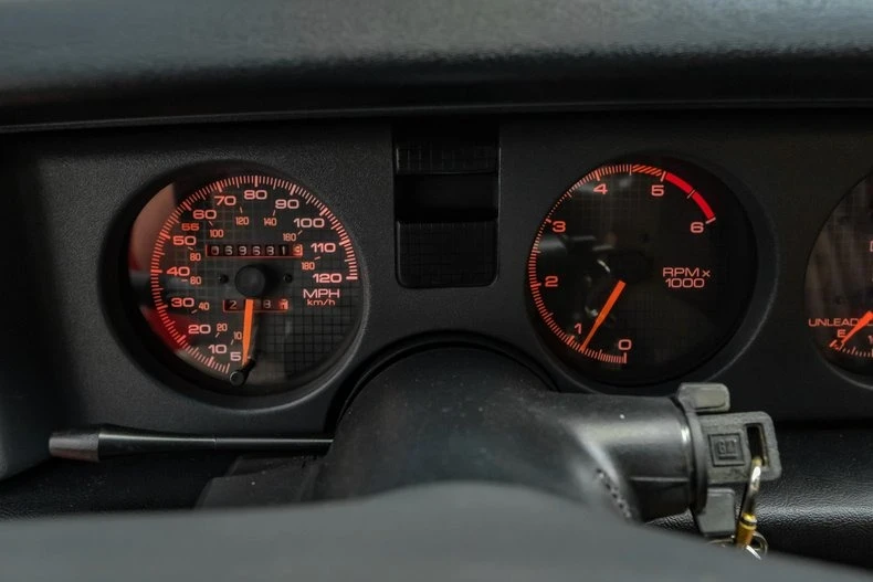 1992 Pontiac Firebird 3rd Gen - Image 31 of 31