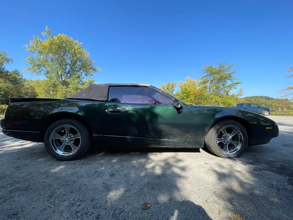 1992 Pontiac Firebird 3rd Gen - Image 15 of 21