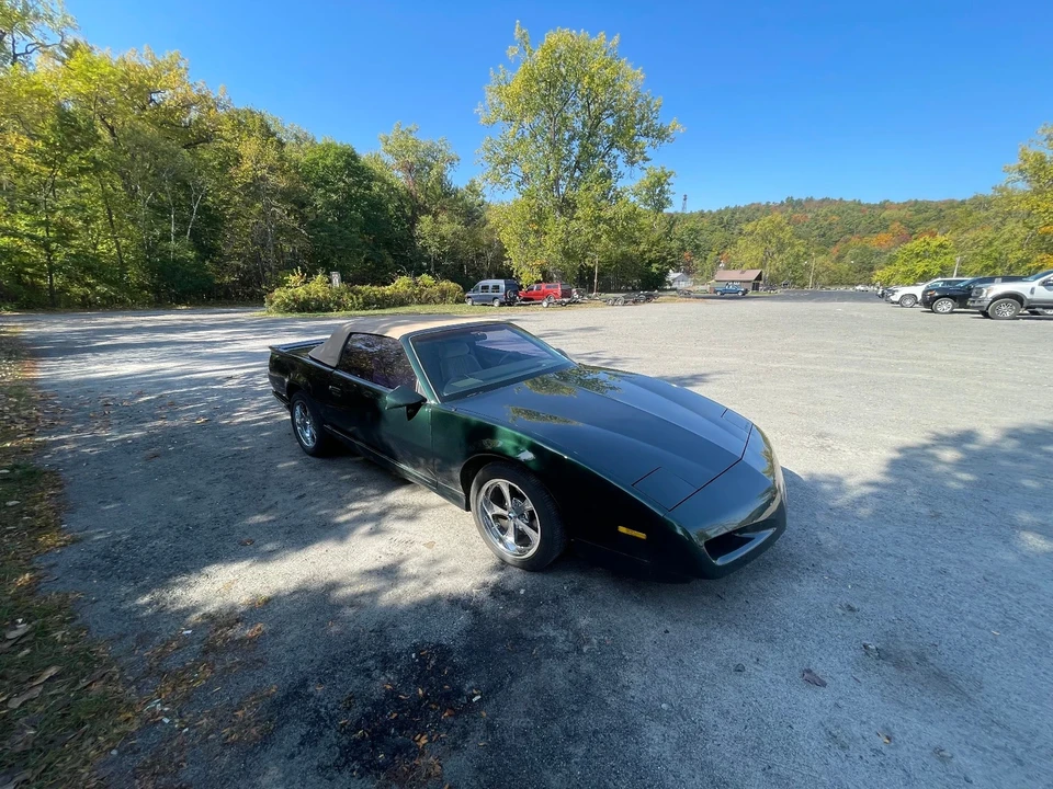 1992 Pontiac Firebird 3rd Gen - Image 16 of 21