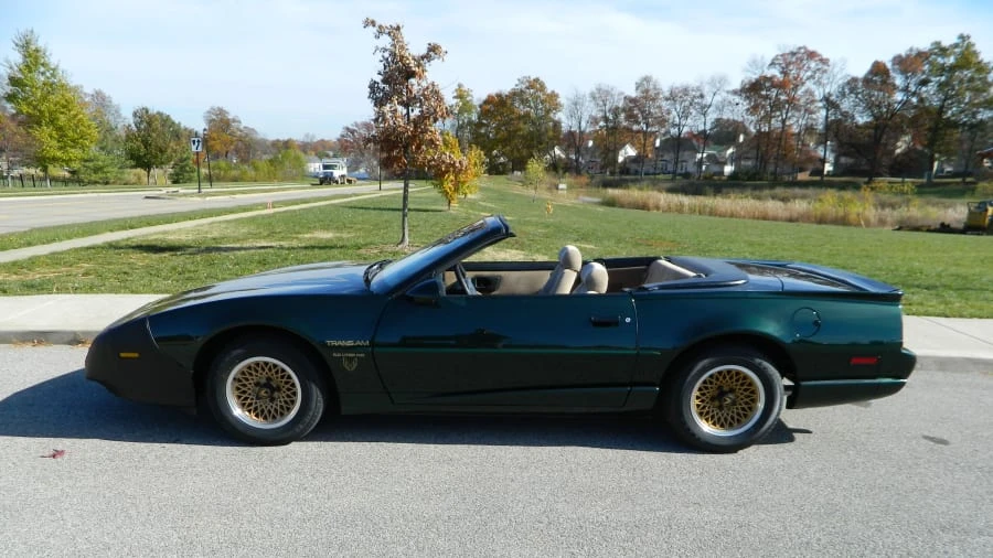 1992 Pontiac Firebird 3rd Gen - Image 2 of 7