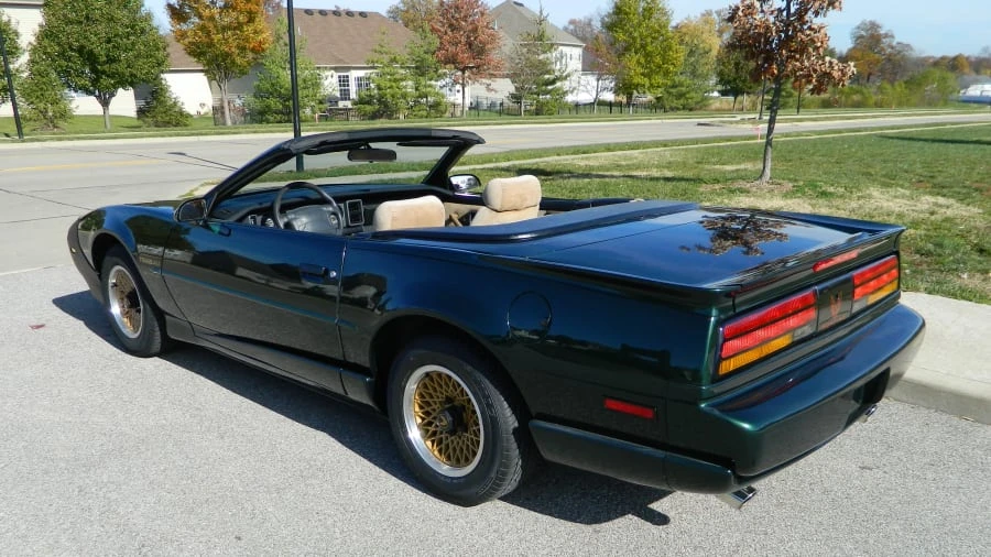 1992 Pontiac Firebird 3rd Gen - Image 3 of 7