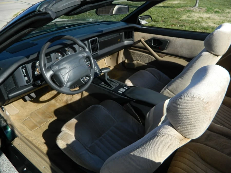 1992 Pontiac Firebird 3rd Gen - Image 4 of 7