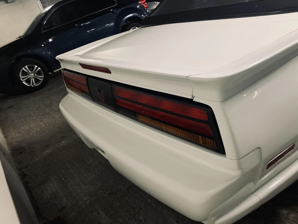 1992 Pontiac Firebird 3rd Gen - Image 21 of 31