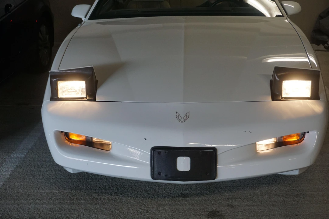 1992 Pontiac Firebird 3rd Gen - Image 20 of 31