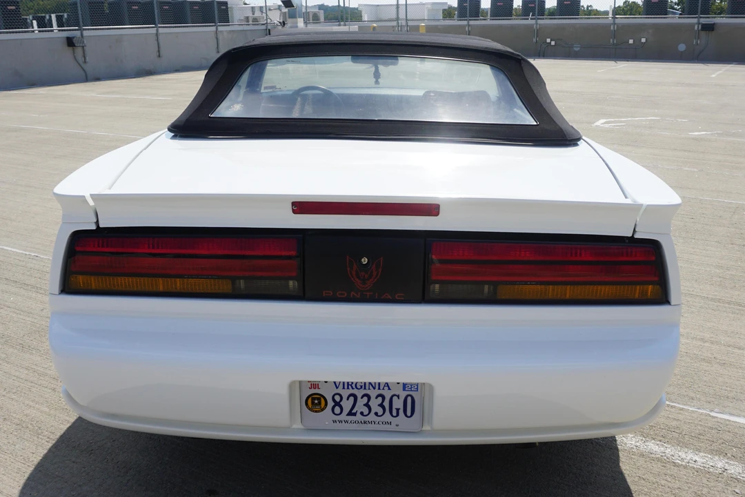 1992 Pontiac Firebird 3rd Gen - Image 5 of 31