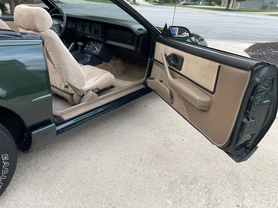 1992 Pontiac Firebird 3rd Gen - Image 22 of 30