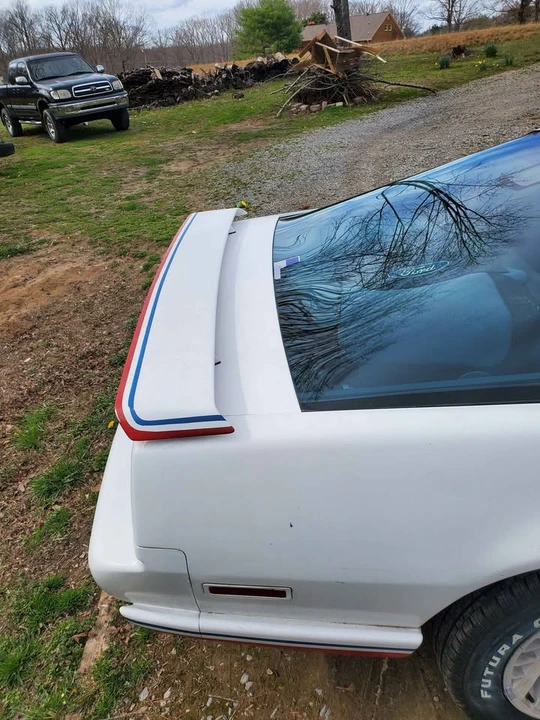 1992 Pontiac Firebird 3rd Gen - Image 16 of 19