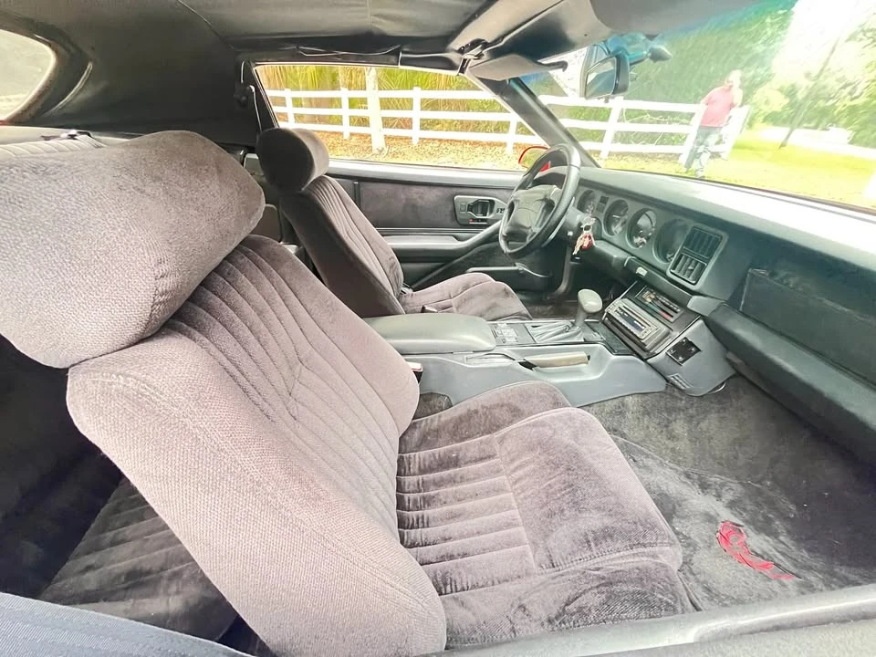 1992 Pontiac Firebird 3rd Gen - Image 13 of 19