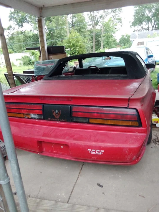 1992 Pontiac Firebird 3rd Gen - Image 2 of 9
