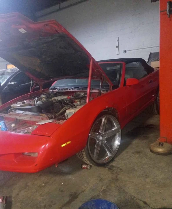 1992 Pontiac Firebird 3rd Gen - Image 2 of 7