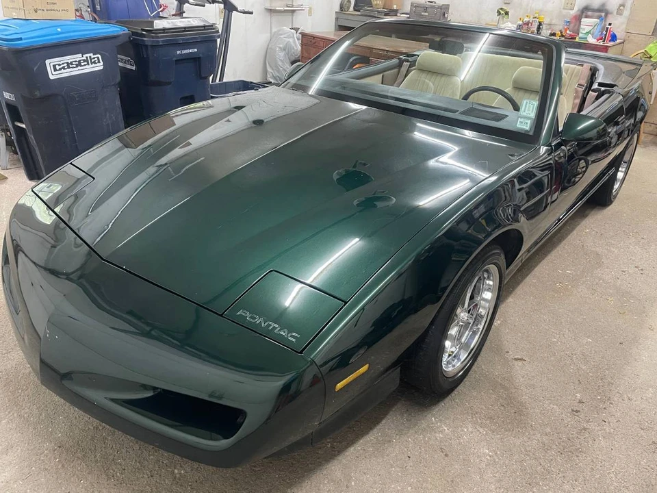 1992 Pontiac Firebird 3rd Gen - Image 19 of 24