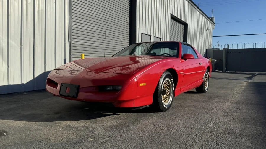 1992 Pontiac Firebird 3rd Gen - Image 10 of 15