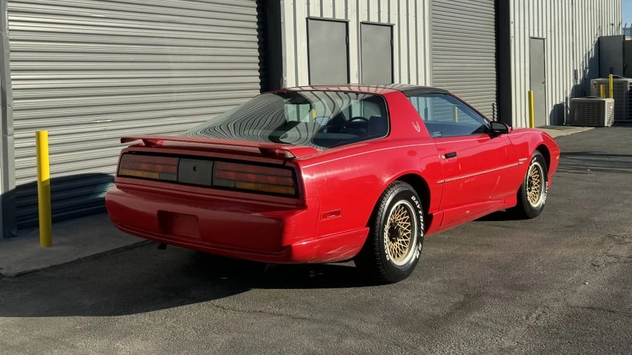 1992 Pontiac Firebird 3rd Gen - Image 6 of 15