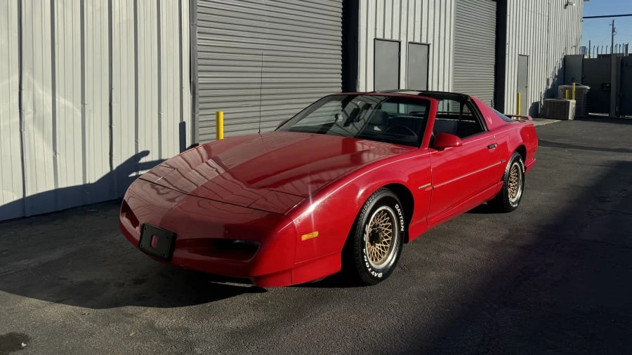 1992 Pontiac Firebird 3rd Gen - Image 4 of 15