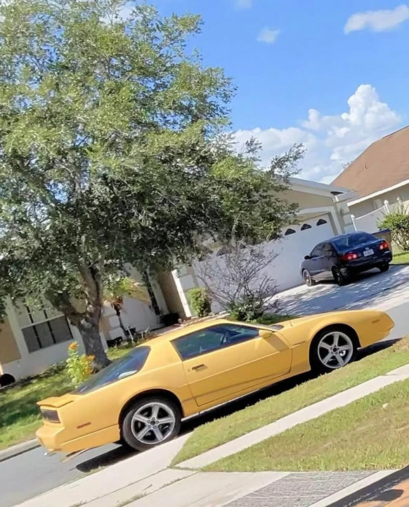 1992 Pontiac Firebird 3rd Gen - Image 2 of 5