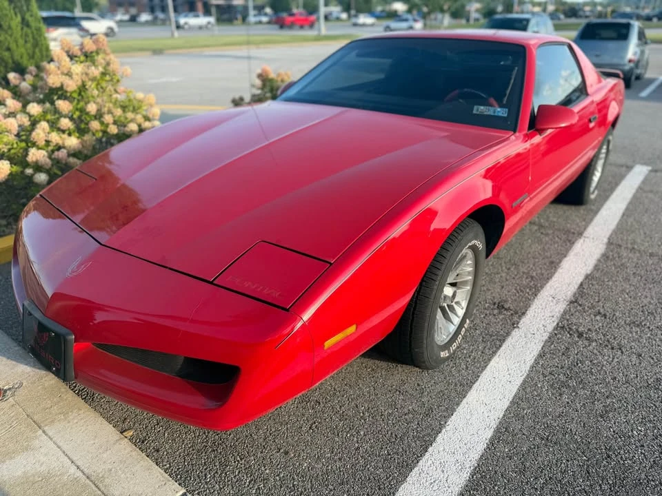 1992 Pontiac Firebird 3rd Gen - Image 2 of 8