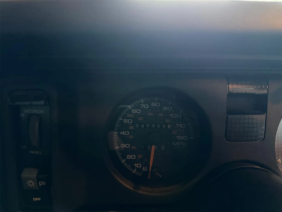 1992 Pontiac Firebird Formula 3rd Gen - Image 13 of 15