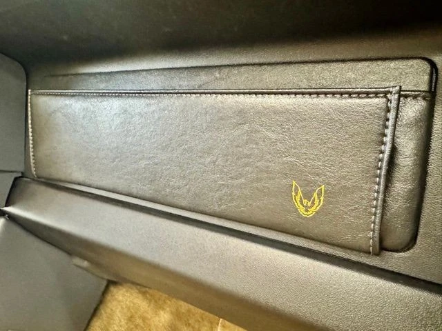 1992 Pontiac Firebird 3rd Gen - Image 21 of 21