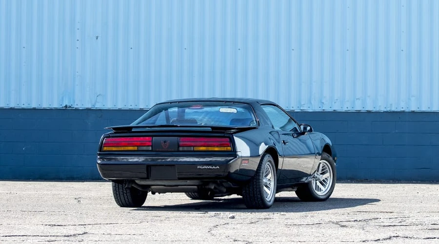 1992 Pontiac Firebird 3rd Gen - Image 13 of 27