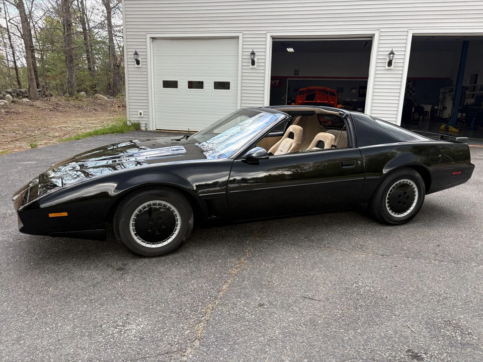 1992 Pontiac Firebird Formula 3rd Gen - Image 14 of 31