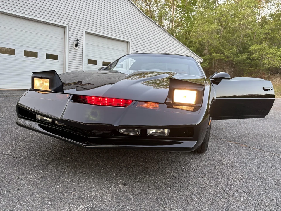 1992 Pontiac Firebird Formula 3rd Gen - Image 7 of 31