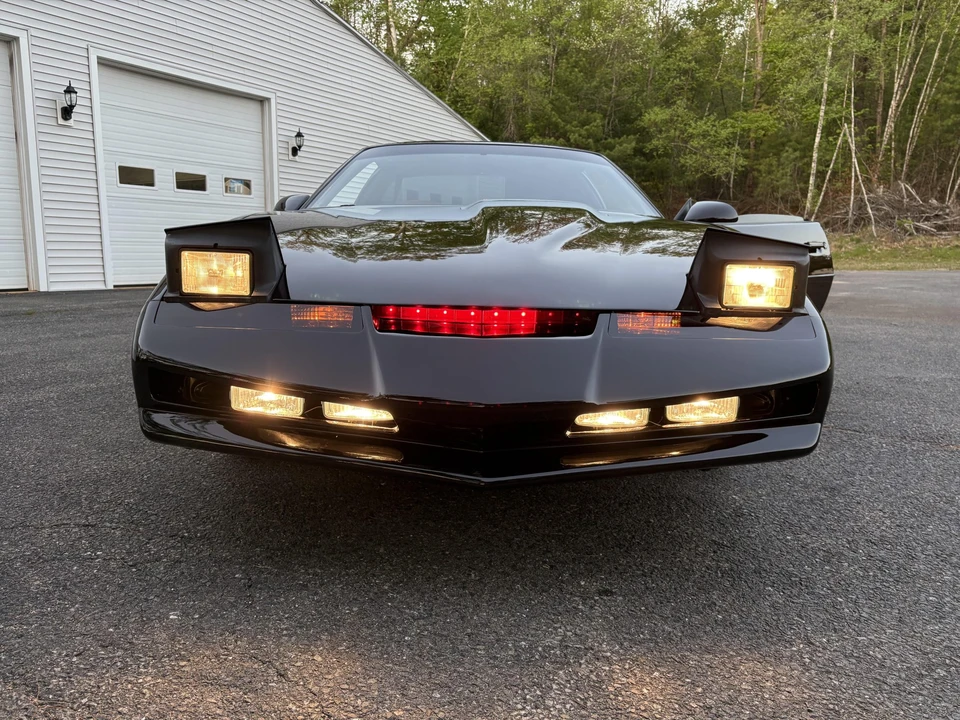 1992 Pontiac Firebird Formula 3rd Gen - Image 5 of 31