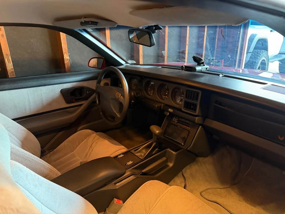 1992 Pontiac Firebird Formula 3rd Gen - Image 6 of 10