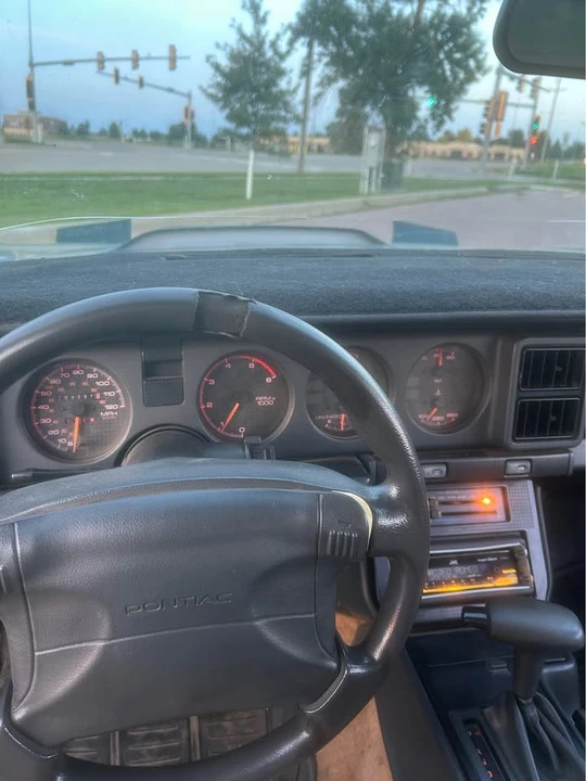 1992 Pontiac Firebird Formula 3rd Gen - Image 5 of 10