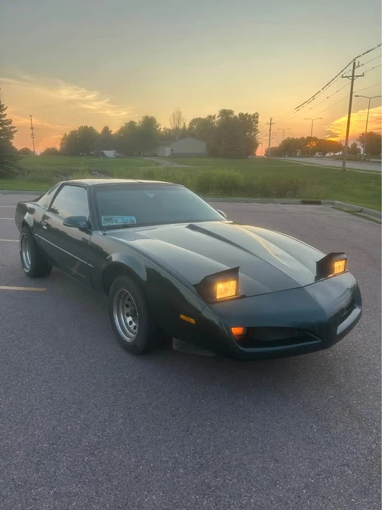 1992 Pontiac Firebird Formula 3rd Gen - Image 9 of 10