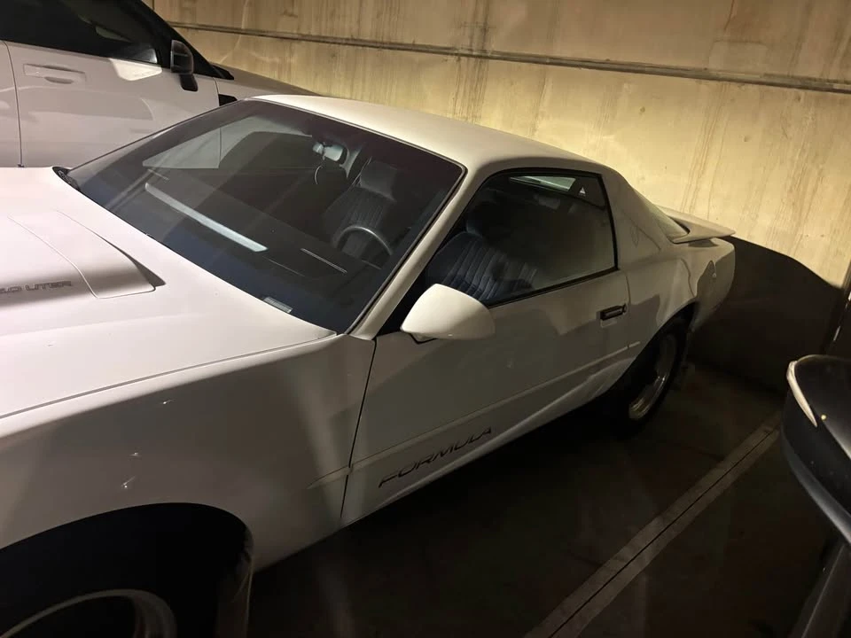1992 Pontiac Firebird Formula 3rd Gen - Image 6 of 9