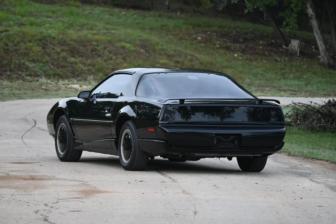 1992 Pontiac Firebird Trans Am 3rd Gen - Image 25 of 31