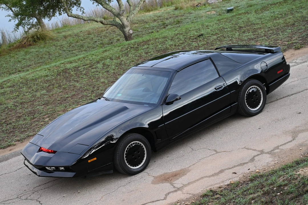 1992 Pontiac Firebird Trans Am 3rd Gen - Image 28 of 31