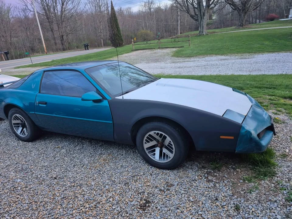 1992 Pontiac Firebird 3rd Gen - Image 4 of 4