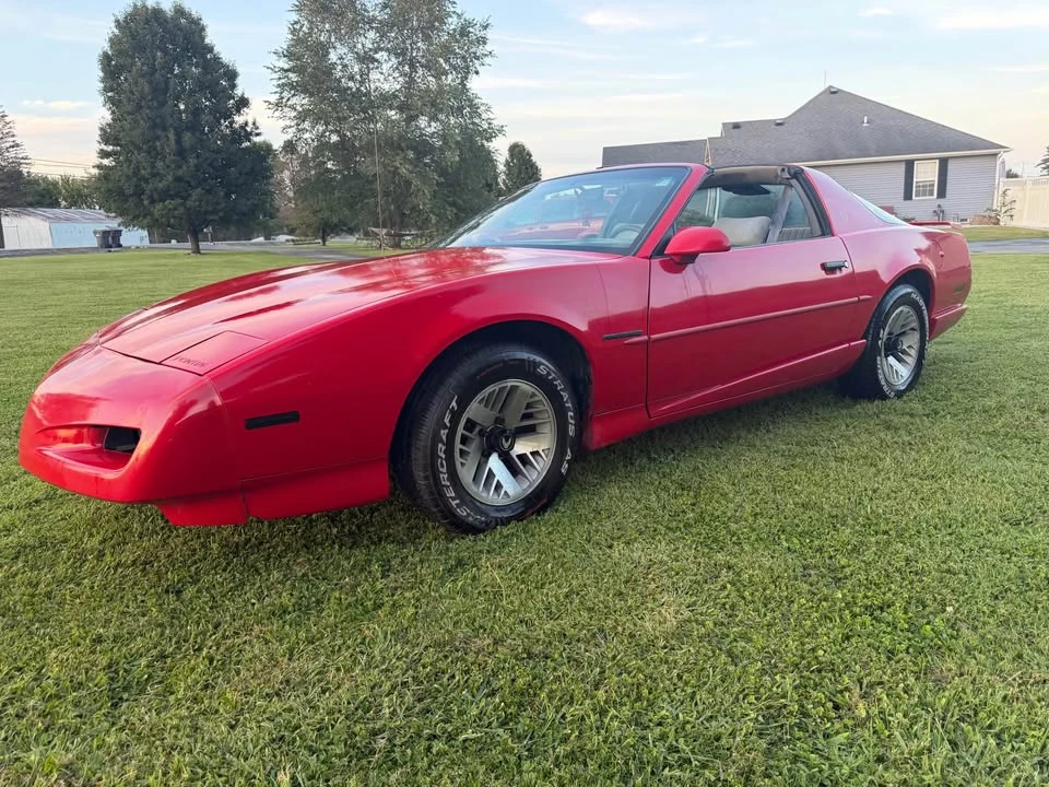 1992 Pontiac Firebird 3rd Gen - Image 3 of 20