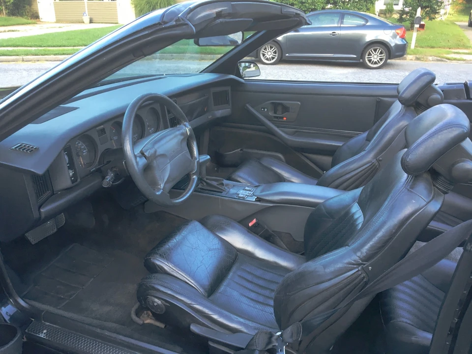 1992 Pontiac Firebird Trans Am 3rd Gen - Image 13 of 21