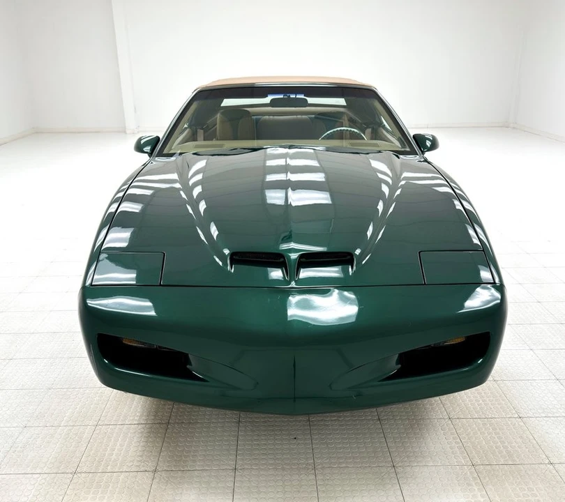 1992 Pontiac Firebird Trans Am 3rd Gen - Image 11 of 12