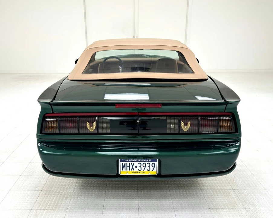1992 Pontiac Firebird Trans Am 3rd Gen - Image 7 of 12