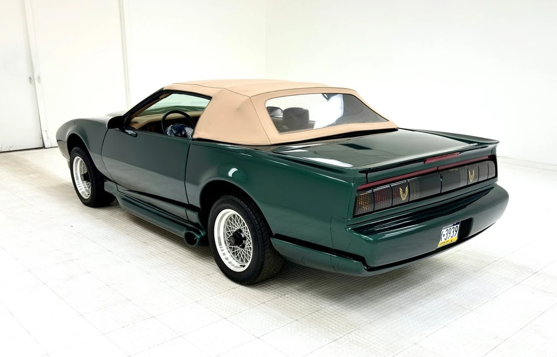 1992 Pontiac Firebird Trans Am 3rd Gen - Image 5 of 12