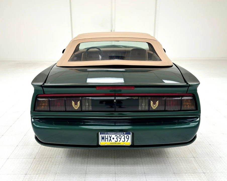 1992 Pontiac Firebird Trans Am 3rd Gen - Image 7 of 12