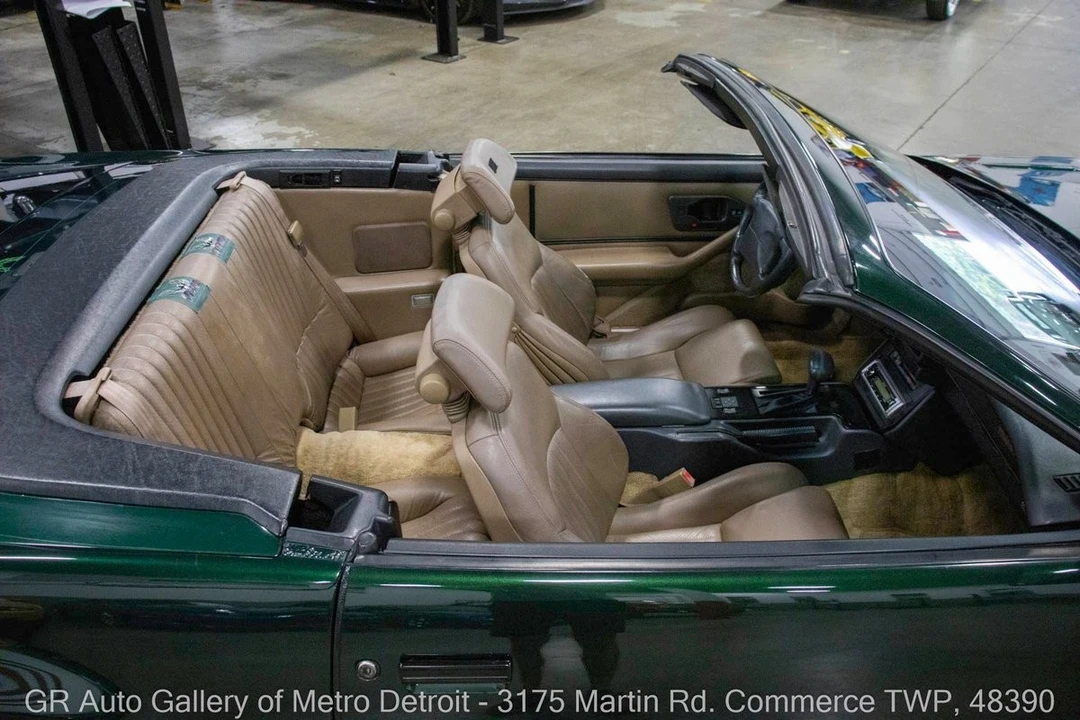 1992 Pontiac Firebird Trans Am 3rd Gen - Image 15 of 21