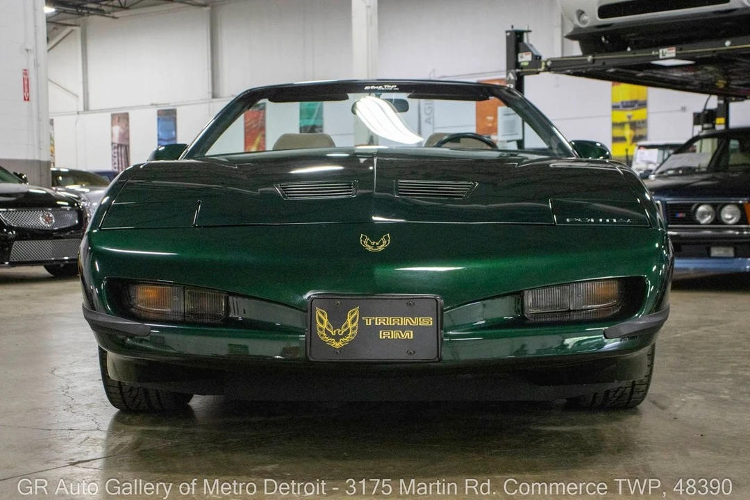 1992 Pontiac Firebird Trans Am 3rd Gen - Image 13 of 21