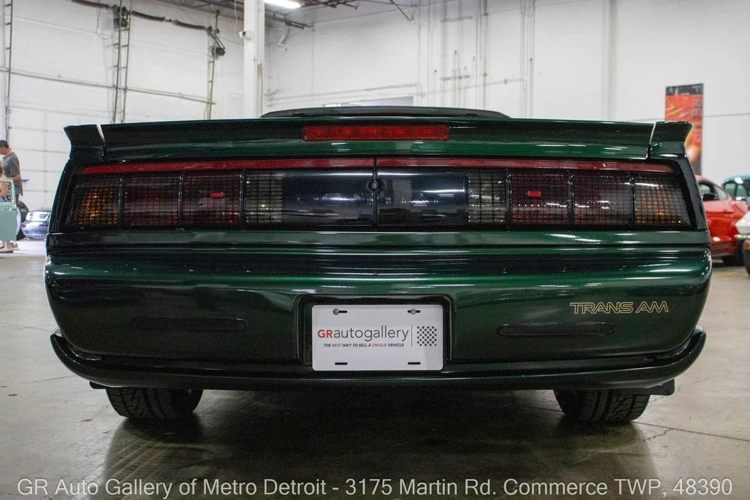 1992 Pontiac Firebird Trans Am 3rd Gen - Image 7 of 21
