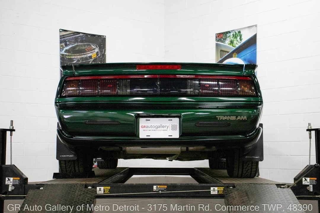 1992 Pontiac Firebird Trans Am 3rd Gen - Image 21 of 21