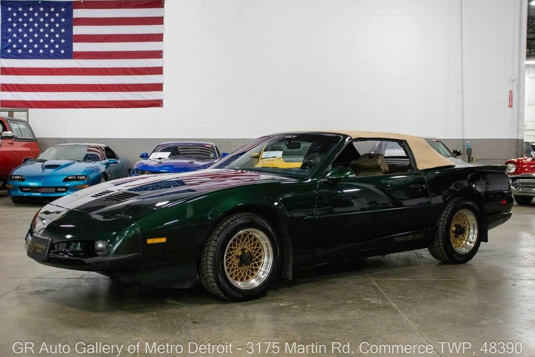 1992 Pontiac Firebird Trans Am 3rd Gen - Image 2 of 21