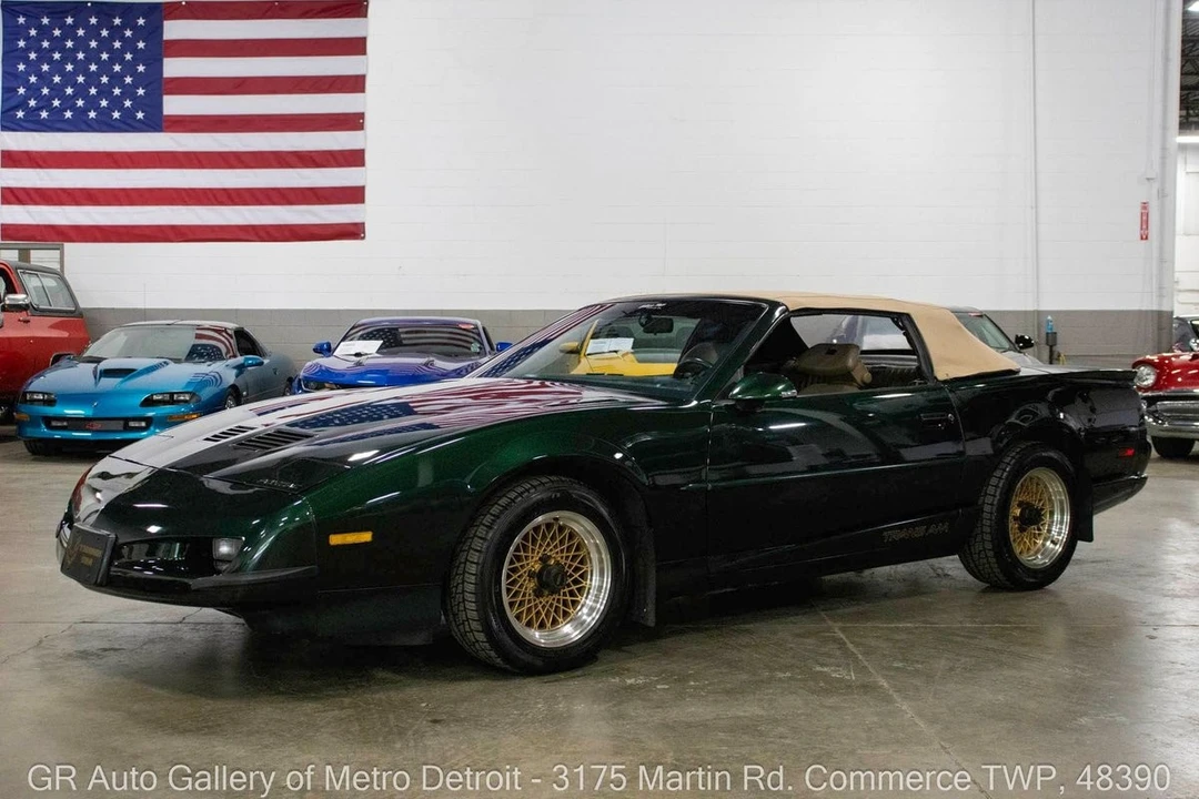 1992 Pontiac Firebird Trans Am 3rd Gen - Image 2 of 12