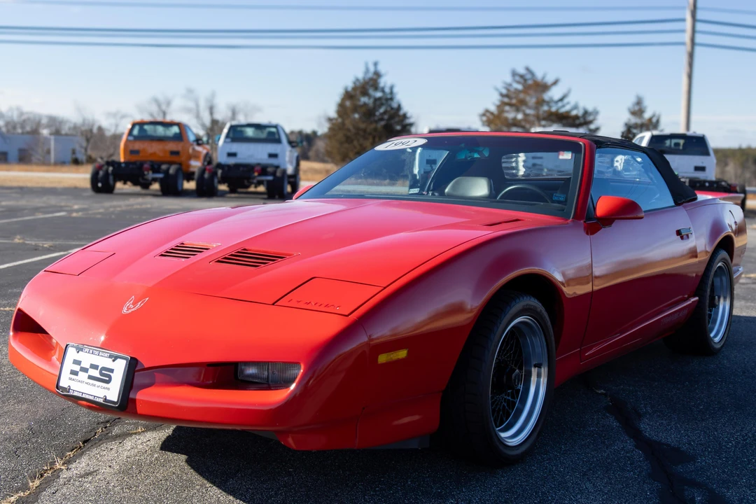 1992 Pontiac Firebird Trans Am 3rd Gen - Image 3 of 31